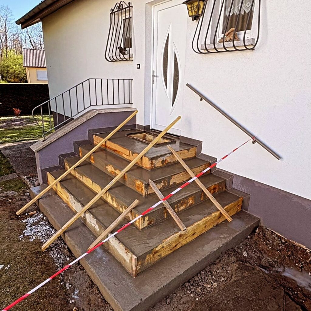 Coffrage et ferraillage du nouvel escalier
